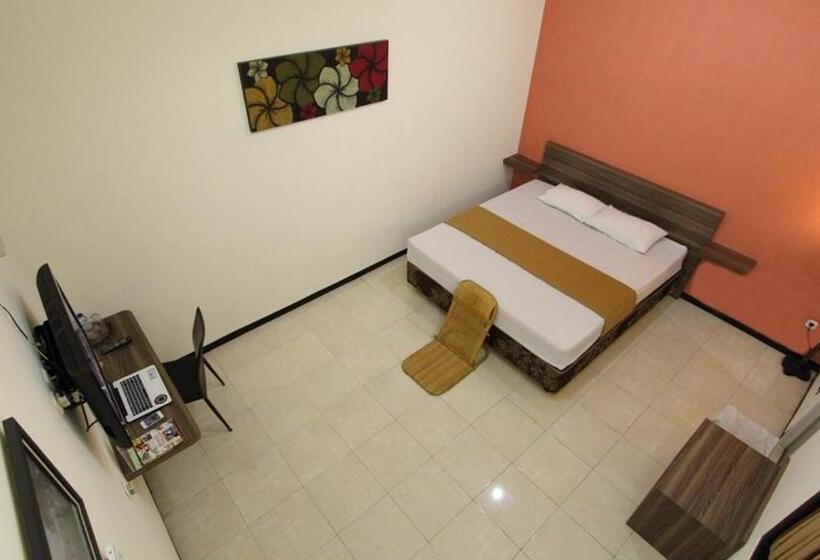 Семейный Номер Deluxe, Guest House Rumah Wahidin Syariah