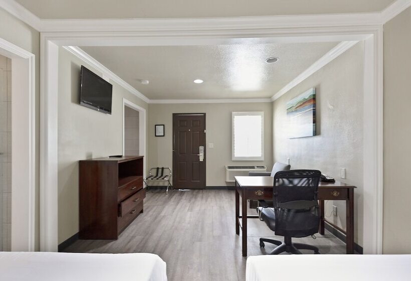Студия Deluxe, Le Blanc Inn & Suites