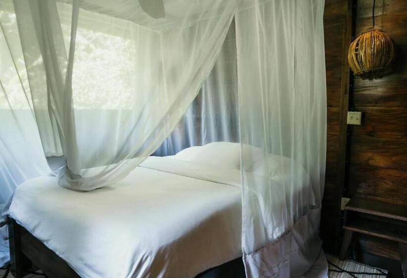 Полулюкс Вид на Сад, La Loma Jungle Lodge And Chocolate Farm