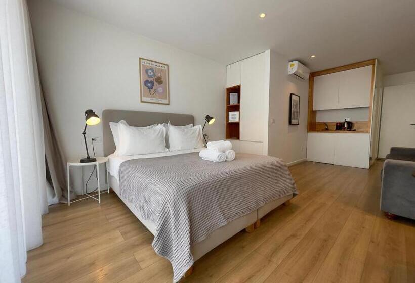 1 Bedroom Penthouse Apartment, Rooftop Tirana
