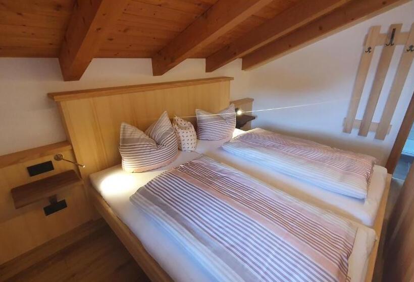 1 Bedroom Apartment Lake View, Der Anderlbauer Am See