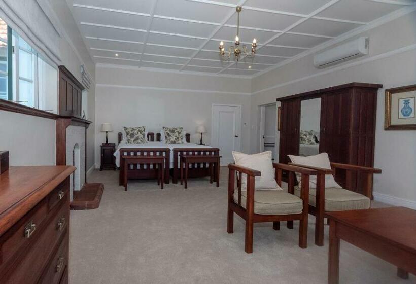 Номер Стандарт, Botha House
