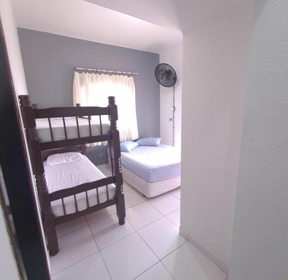 סוויטה משפחתית, Hostel Praia Centro Itanhaém