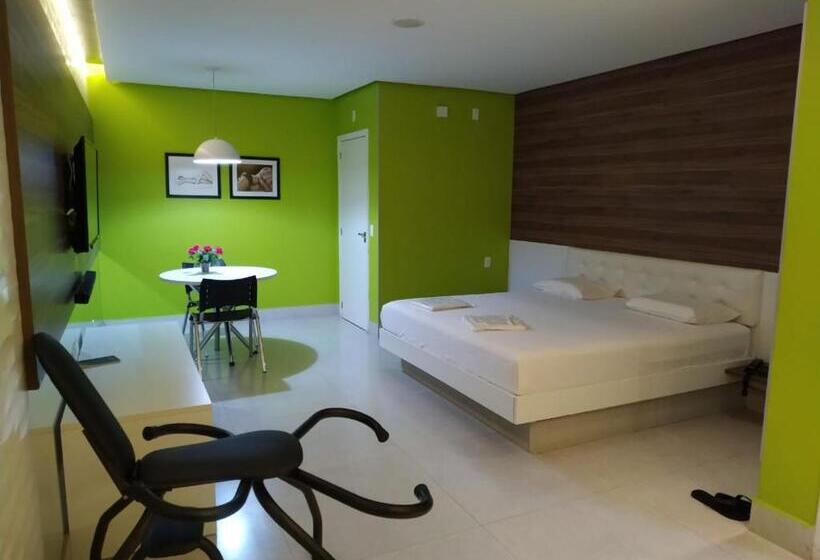 اتاق استاندارد, Vegas Motel