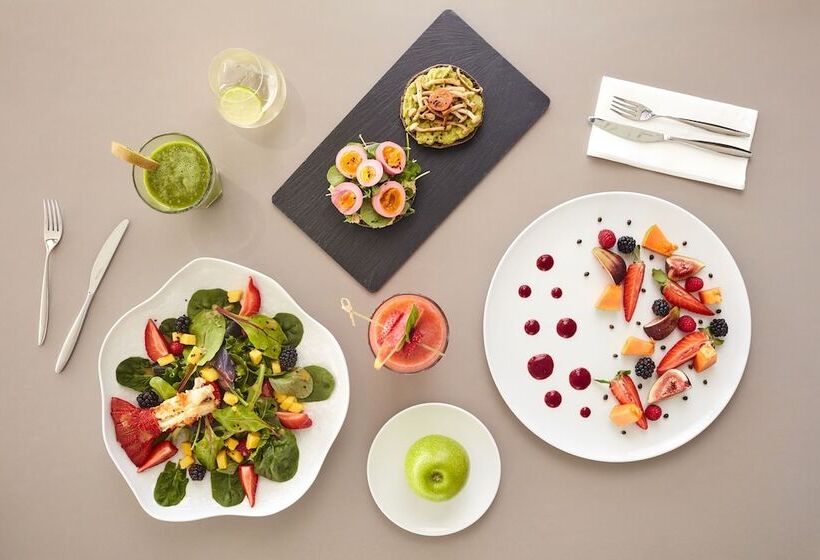 Полулюкс с Балконом, Longevity Health & Wellness Hotel   Adults Only