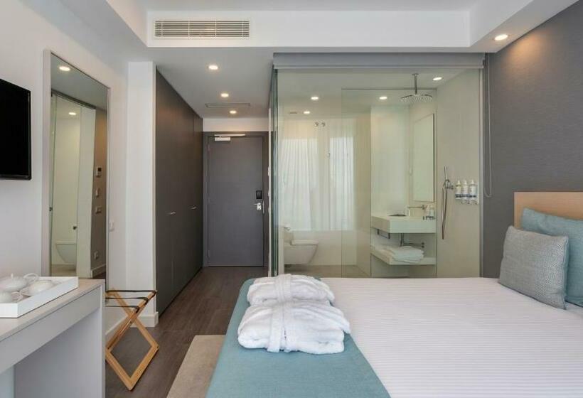 Номер Стандарт с доступом в Спа, Longevity Health & Wellness Hotel   Adults Only