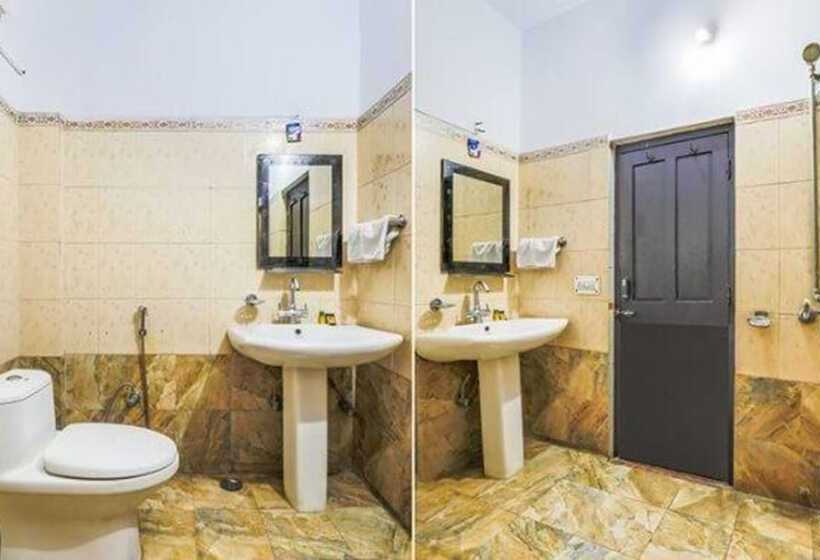 Номер Deluxe, Fabhotel Pramila Inn