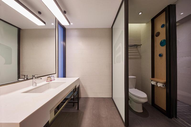 חדר סטנדרט עם מיטת קינג, Aloft Shanghai Zhangjiang Haike