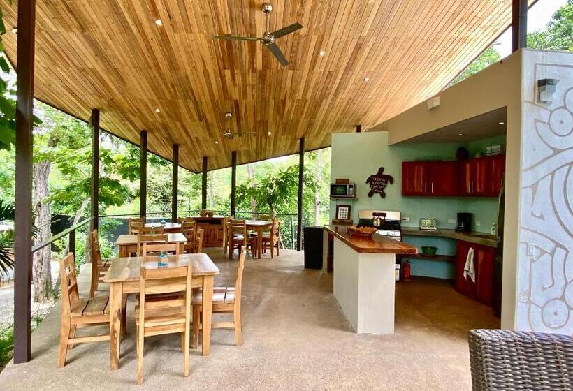 디럭스 룸, Villas Kalei