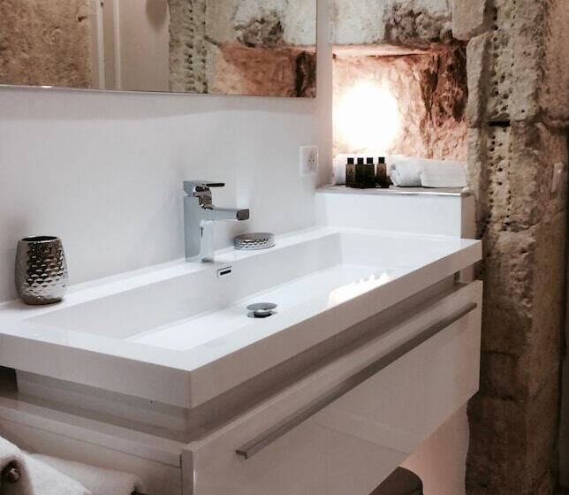 デラックススイート, La Domitia   Maison D Hôtes, Spa & Massages