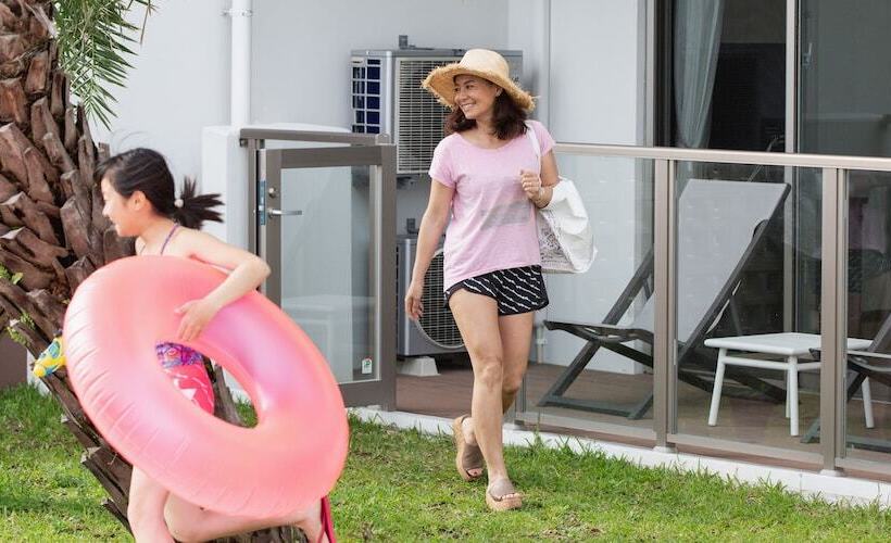 Люкс, Hideout Okinawa Uruma