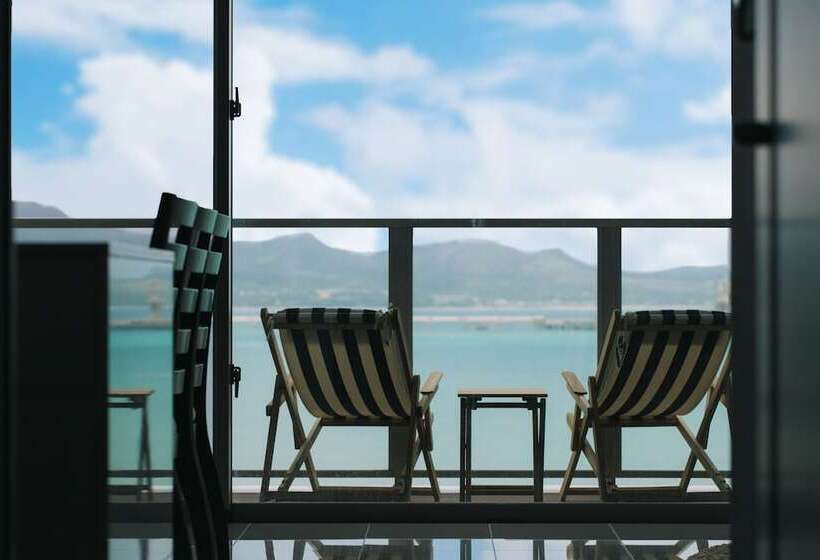 Люкс, Hideout Okinawa Uruma