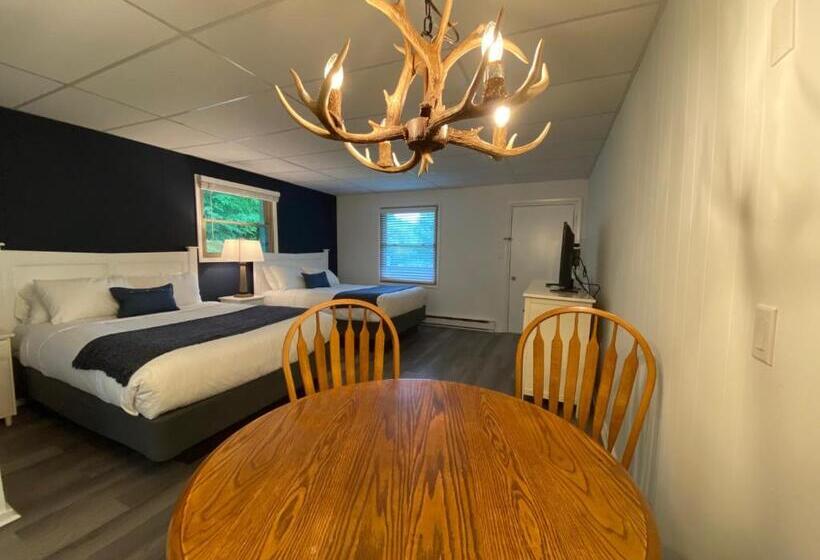 Четырехместный Номер Стандарт, Catskill Seasons Inn