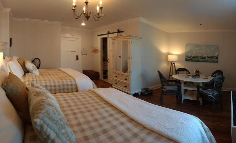 Номер Стандарт, Harbor House Inn