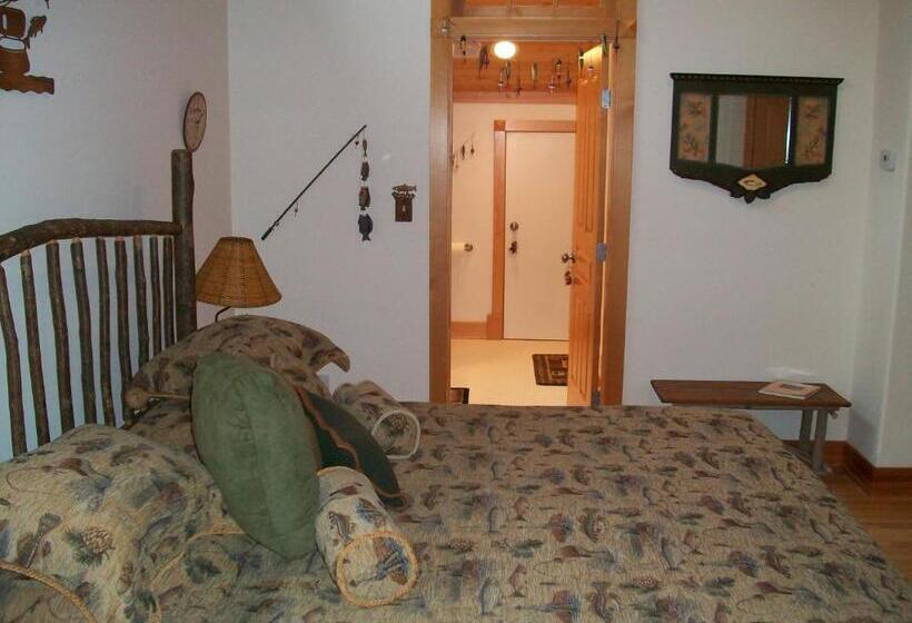 Люкс Кровать Кинг, The Lodge At Trout Creek Bed And Breakfast