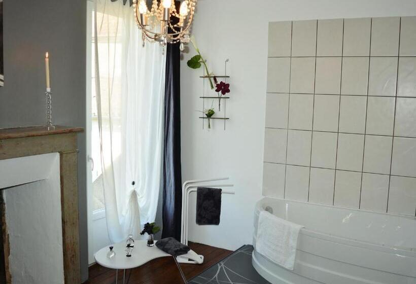 Номер Стандарт, Chambre D Hôtes La Cour Des Saligues