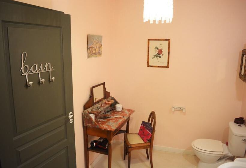 Трехместный Номер Комфорт, Chambre D Hôtes La Cour Des Saligues