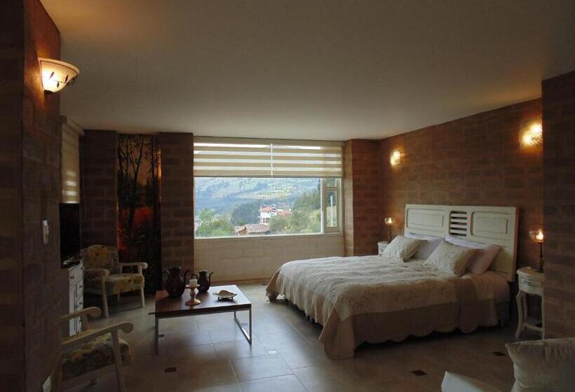 Люкс с Балконом, Bella Tierra Hotel Boutique