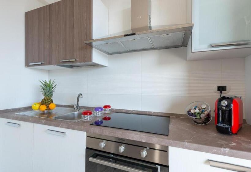 Апартаменты 2 Спальни, Boca Marina