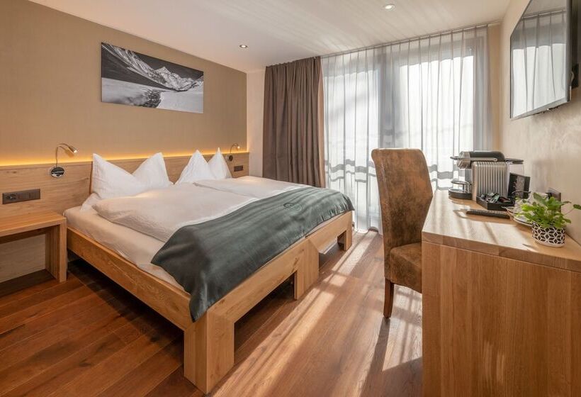 Номер Стандарт, Heimatlodge