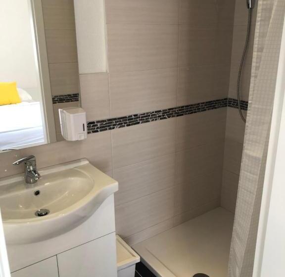Номер Стандарт Трехместный, Center Rooms Villach