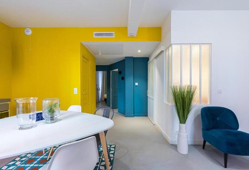 Apartamento 2 Dormitórios, L Abeille  Boutique Apartments