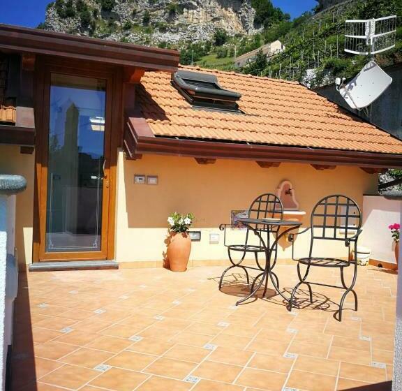 اتاق لوکس سه تخته, San Giacomo Relais