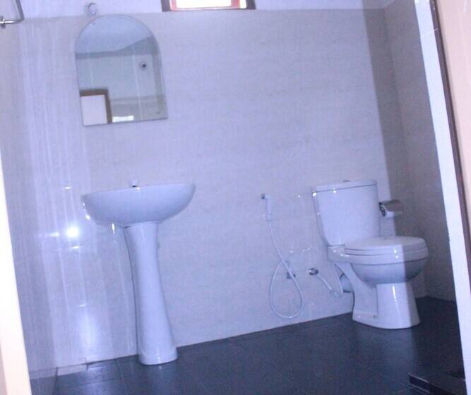 Номер Стандарт, Abawaththa Guest House