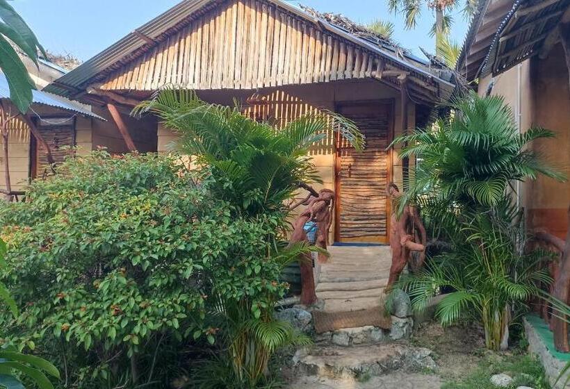 اتاق استاندارد سه نفره, Nature Beach Huts