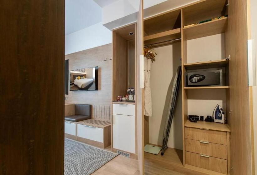 غرفة ديلوكس, Cindyan Apartments By The Quarter
