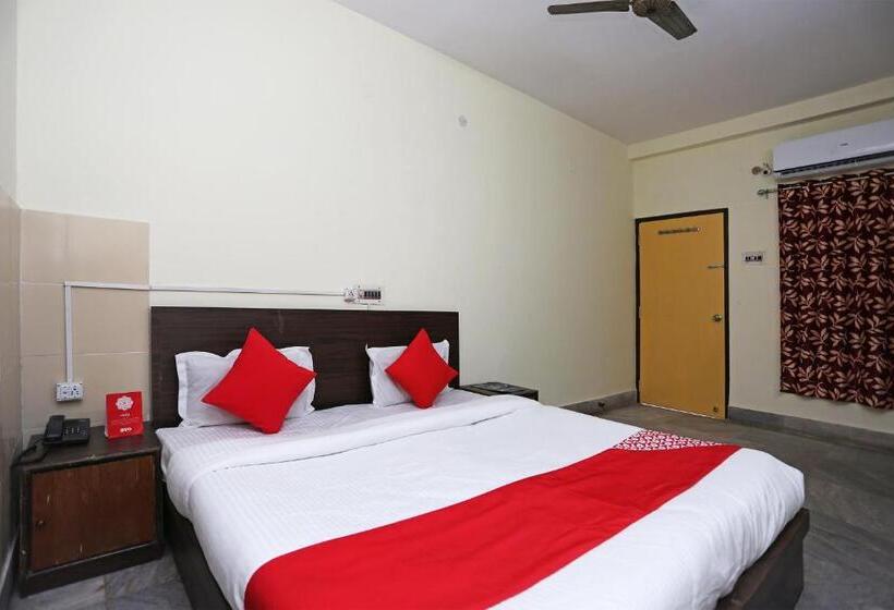 豪华三人间, O Shree Ram Residency