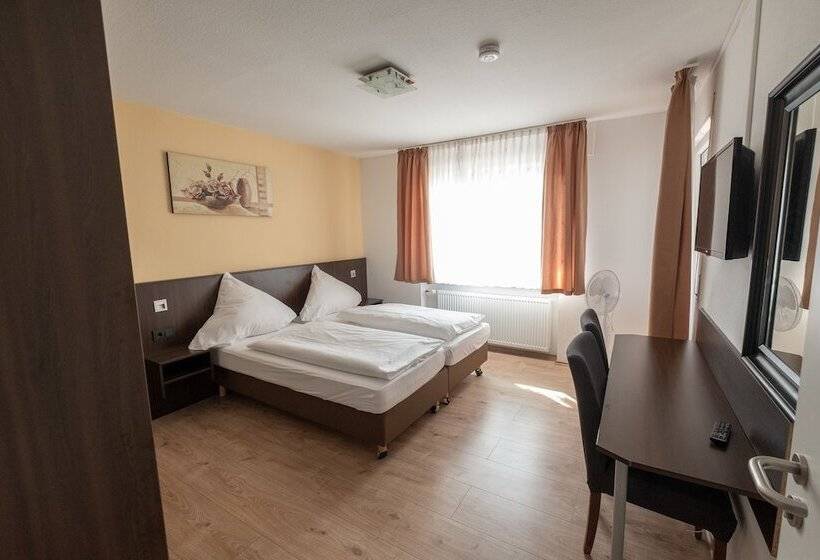 标准间, Schnitzelhaus Und Pension Stadt Rosbach