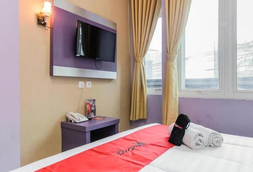 חדר סטנדרט, Reddoorz Plus Near Stasiun Bekasi