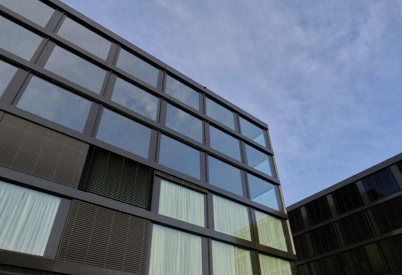 Апартаменты 1 Спальня, Iip Apartments