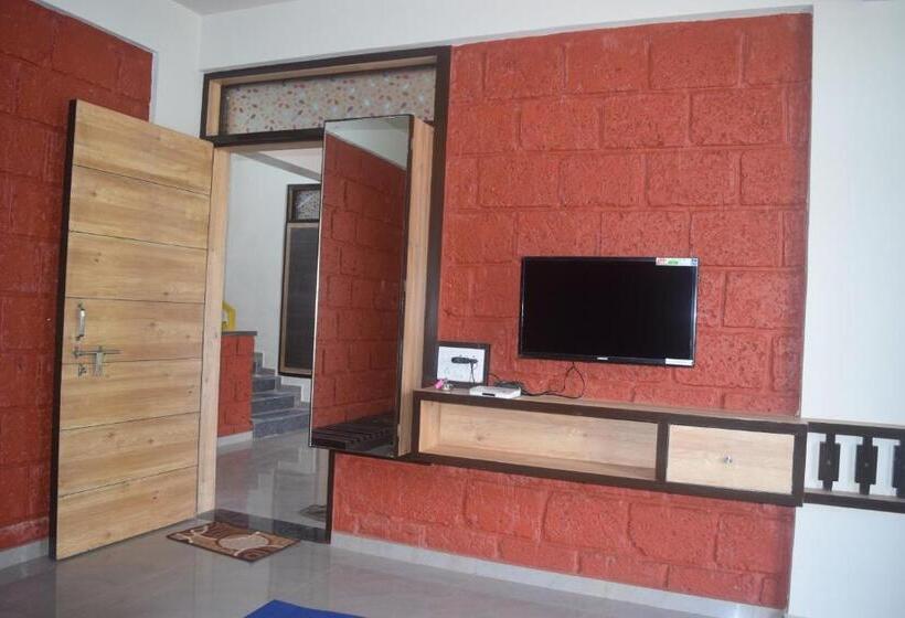 Номер Deluxe, Oasis Resort