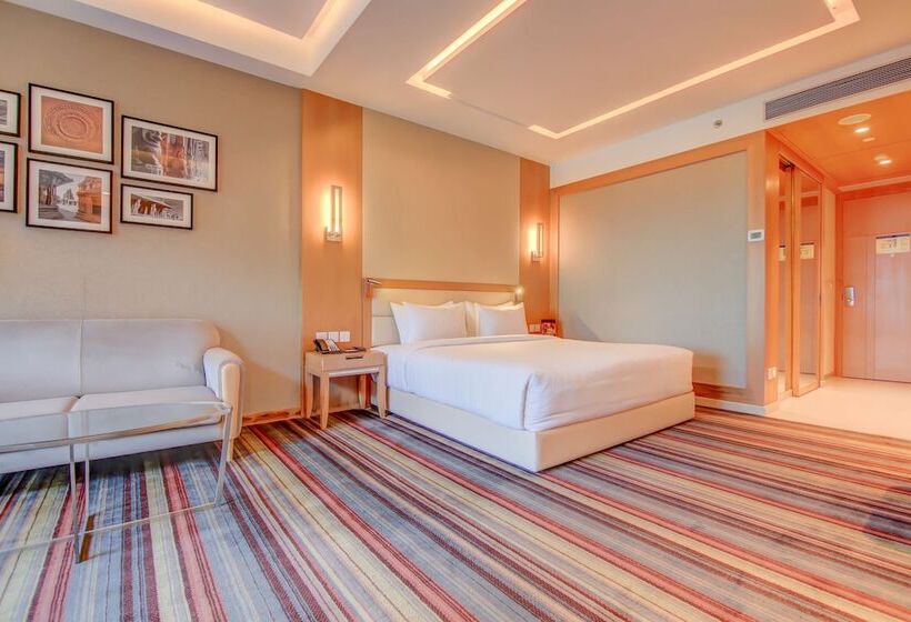 Номер Deluxe с Балконом, Radisson Blu Gorakhpur