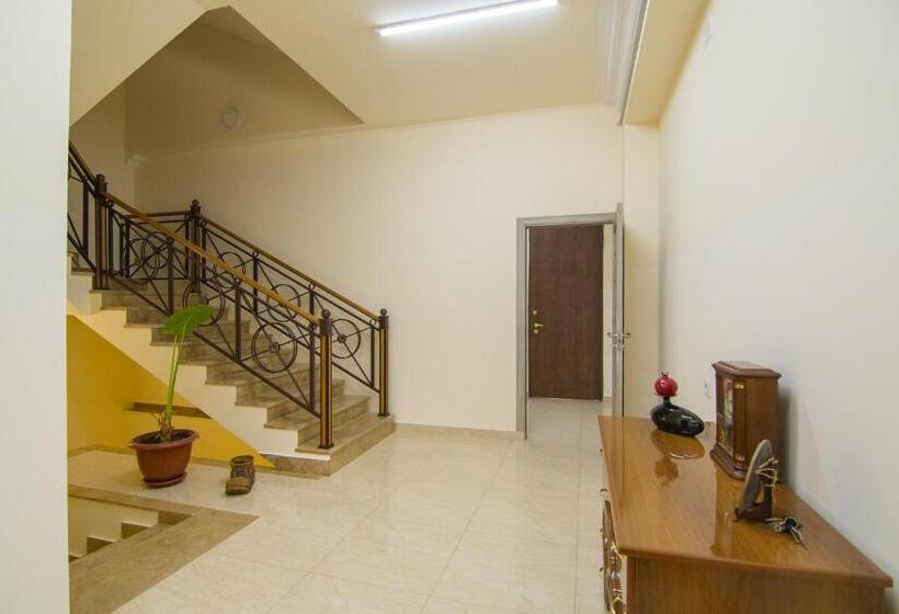 سوئیت با تخت بزرگ, Tatev Hotel And Tours