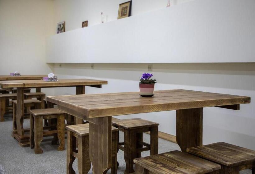 اتاق استاندارد چهار تخته, Tatev Hotel And Tours