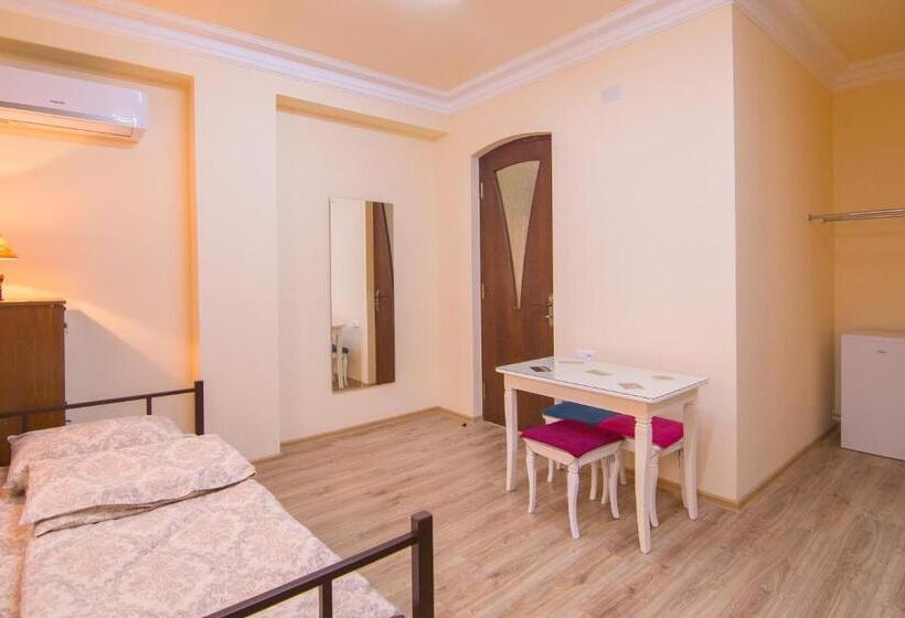 اتاق استاندارد سه نفره, Tatev Hotel And Tours