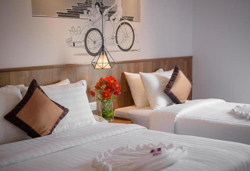Трехместный Номер Superior, Phnom Penh 51 Hotel & Residences