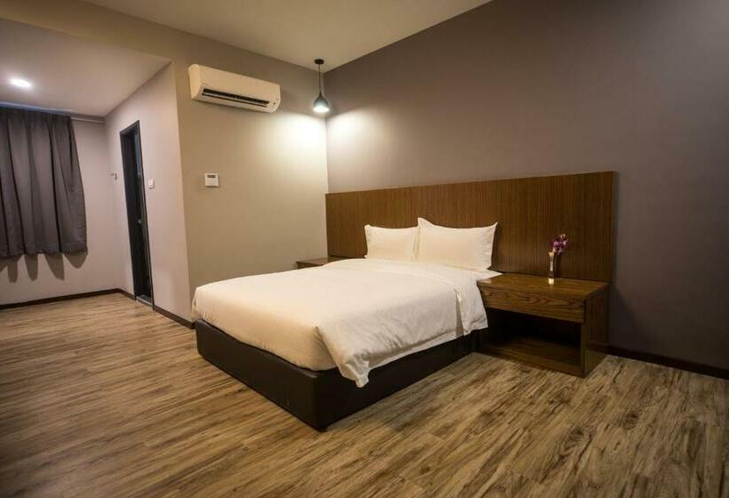Quarto Superior, 3 Plus