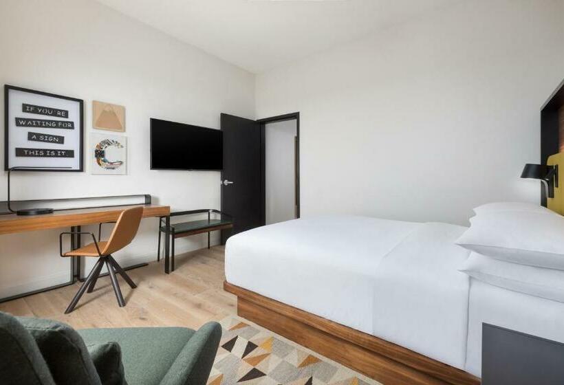 جناح, Hyatt Centric Mountain View