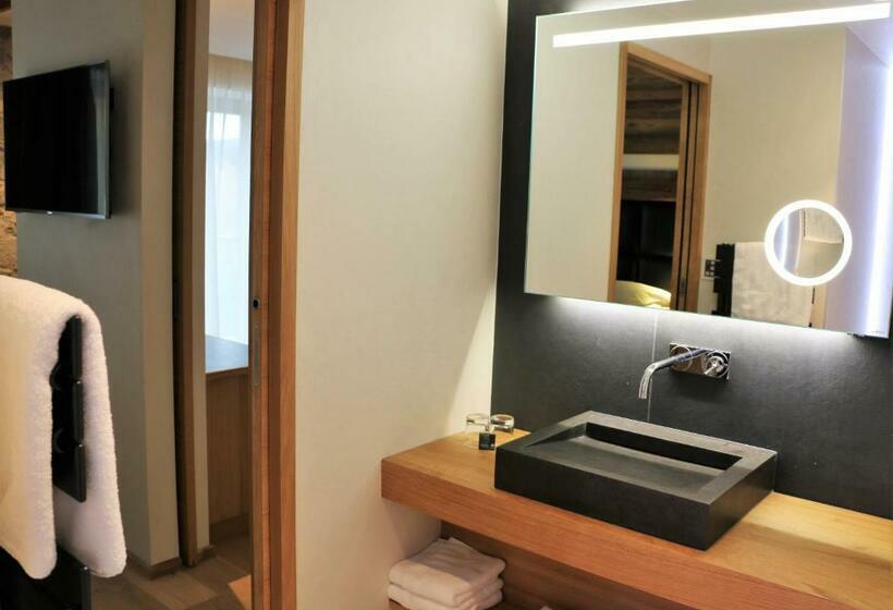 스탠다드 룸, Hôtel Interlaken Lounge Bar & Spa