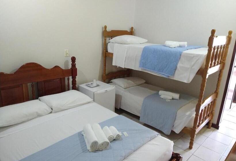 デラックスの４人部屋, Pousada Albamar Guarujá