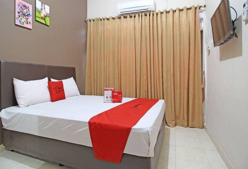 Номер Deluxe, Reddoorz Near Pojok Beteng Prawirotaman