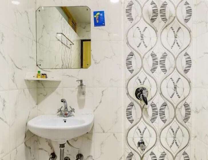 اتاق لوکس, Fabhotel The Lodge