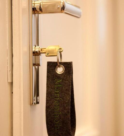 Номер Стандарт, Bed And Breakfast Unter Den Linden