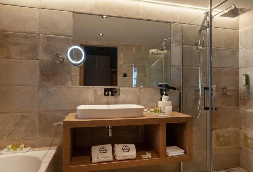 Номер Deluxe, 22 Summits Boutique