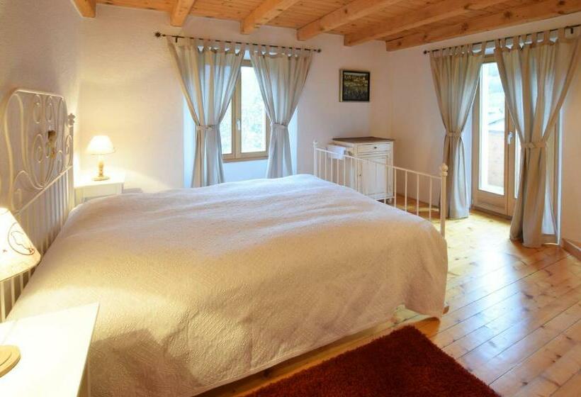 Номер Стандарт с Балконом, Relais Del Sosto