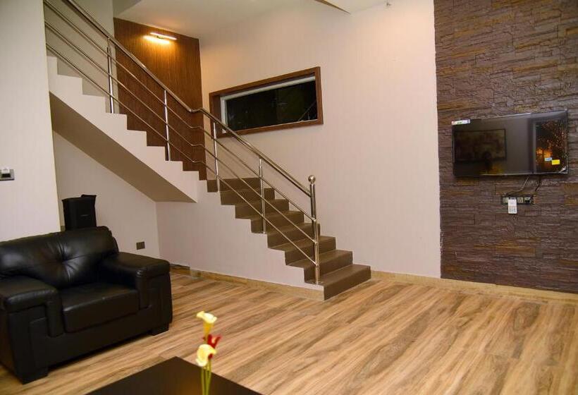 Вилла 1 Спальня Вид на Сад, D Wayfarer Inn Resort